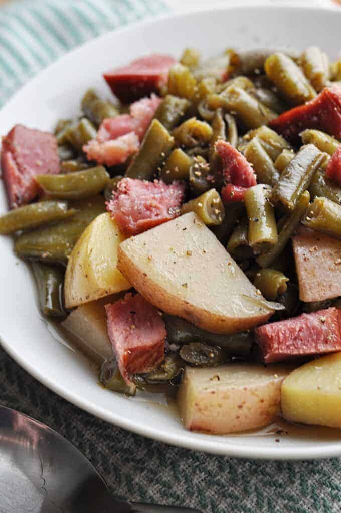 Crockpot Green Beans and Potatoes with Ham