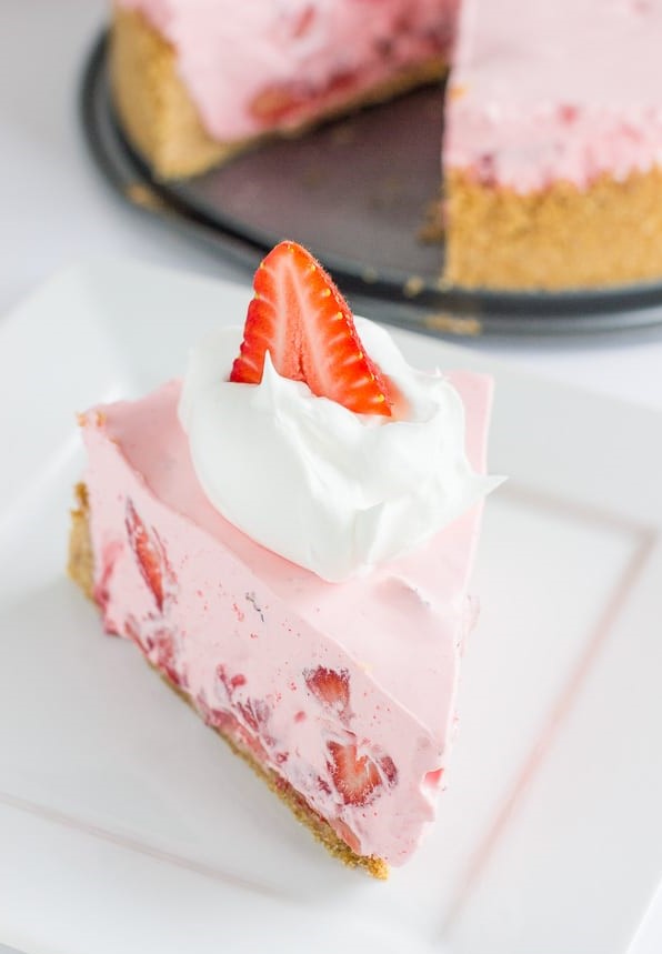 No-Bake Strawberry & Cream Pie
